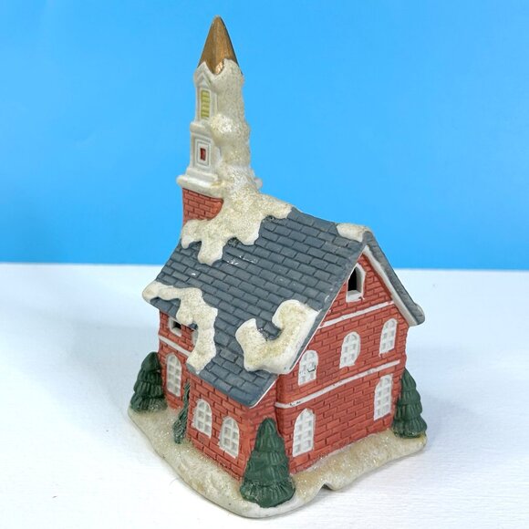 Vintage Beautiful Detail Cobblestone Corners Ceramic Christmas Village Church - Picture 3 of 6